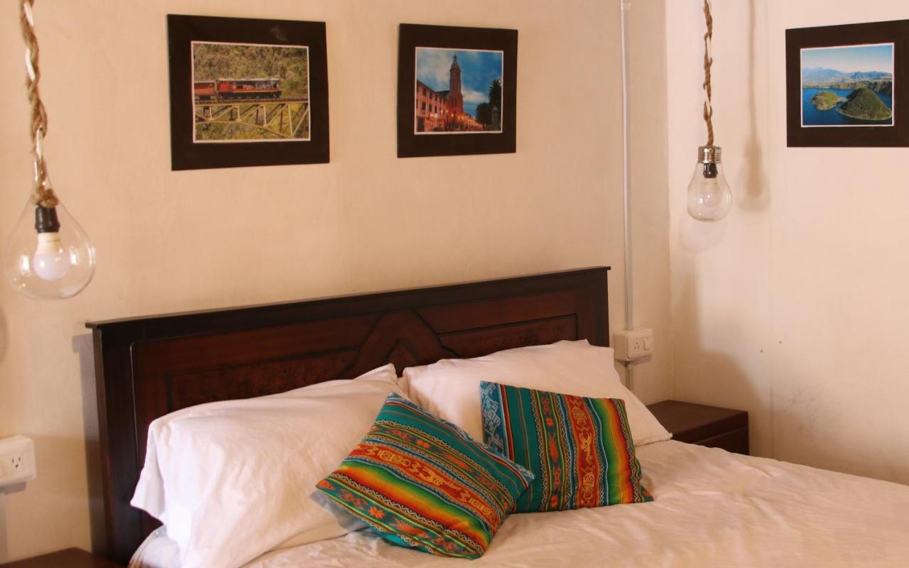 Hospedaje Los Ponchos Otavalo Exterior foto